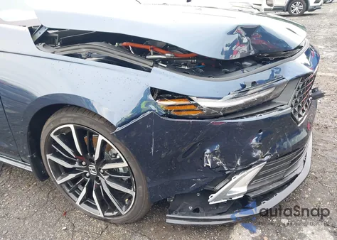 2025 Honda Accord Hybrid Touring z USA, uszkodzony, nr VIN 1HGCY2F89SA032717